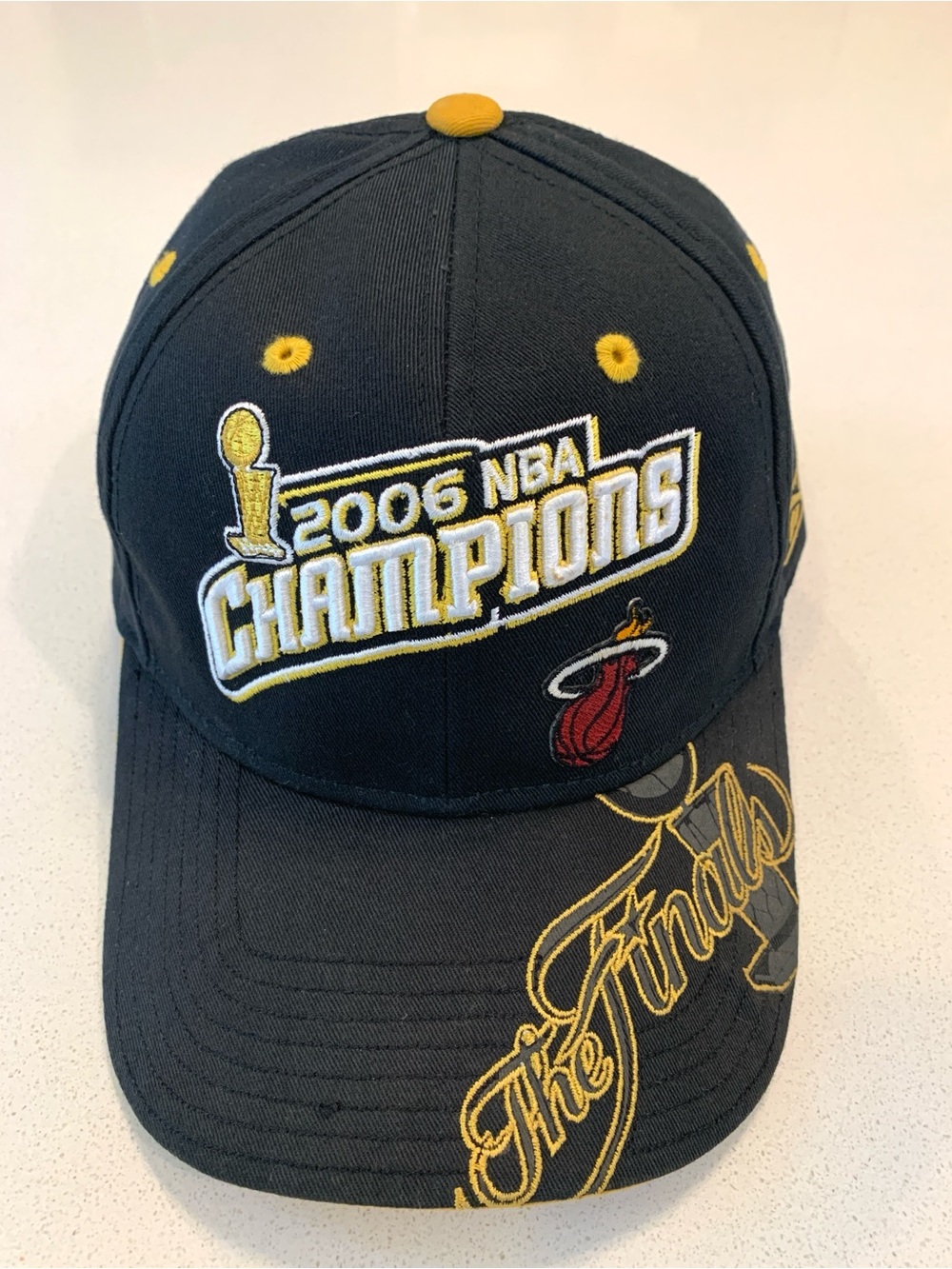 Vintage Miami Heat 2006 NBA Champions Reebok Black and Yellow Hat - Adjustable